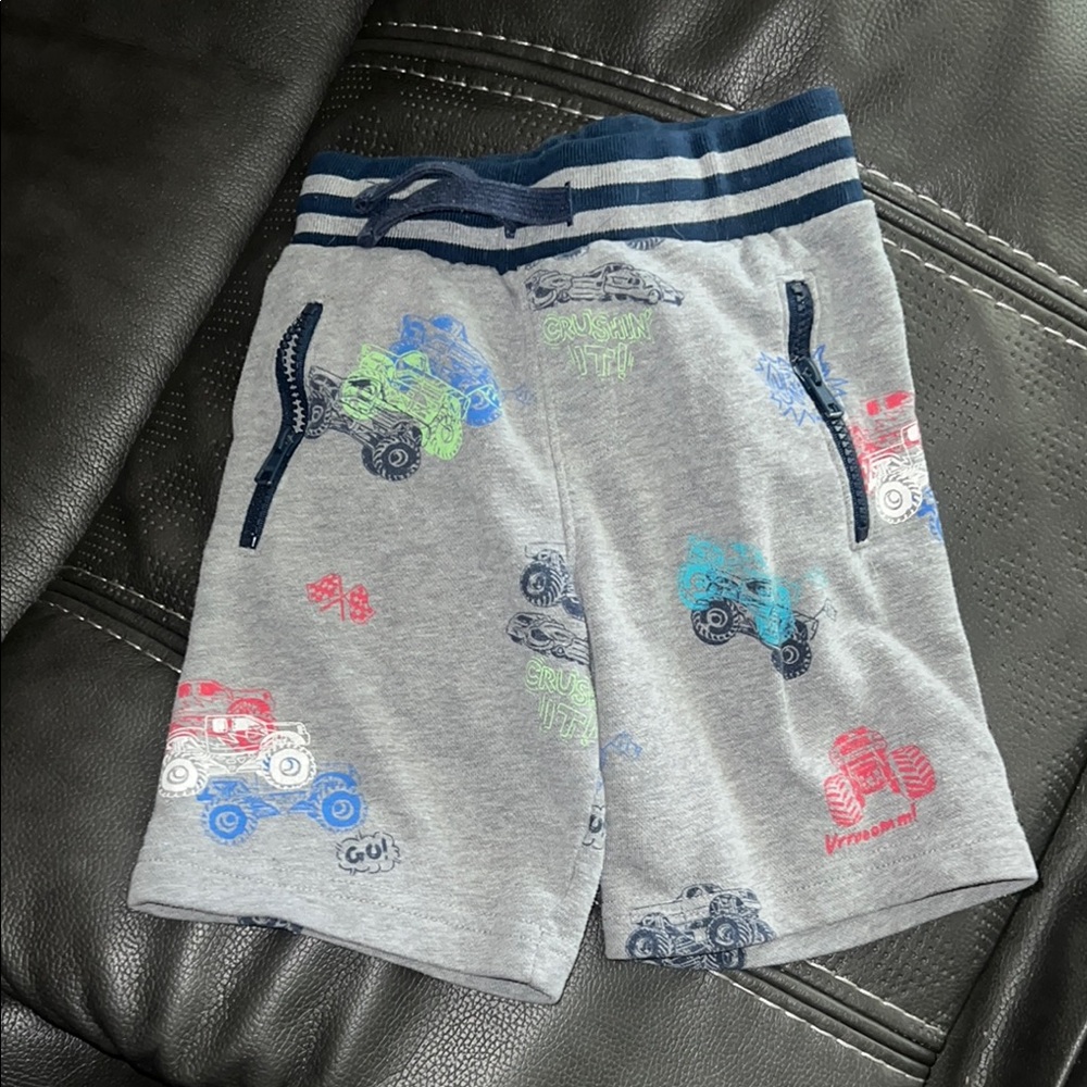 Toy Truck Print Elastic Waist Shorts